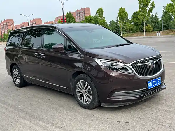 Buick GL8 2017
