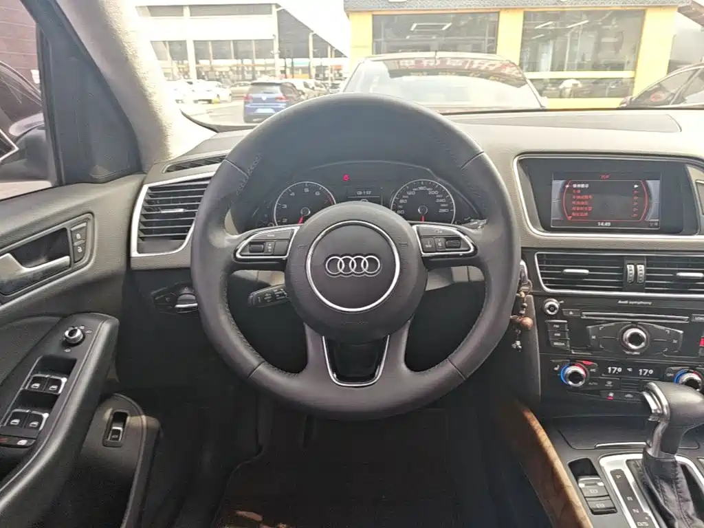 Audi Q5 2014 — фото 11