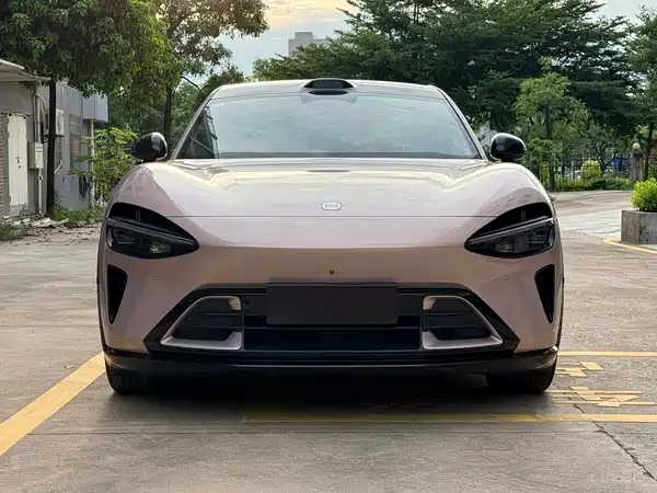 Xiaomi YU7 2025