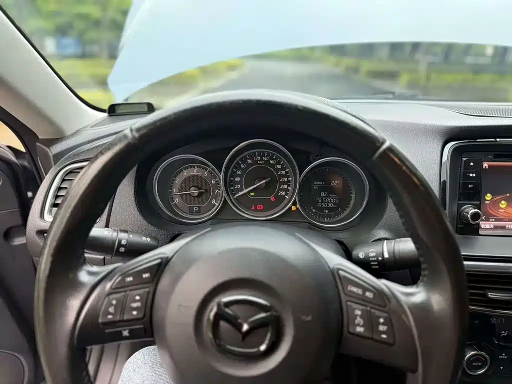 Mazda Atenza 2014