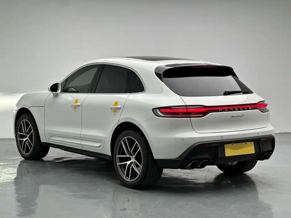 Porsche Macan 2023 — фото 4