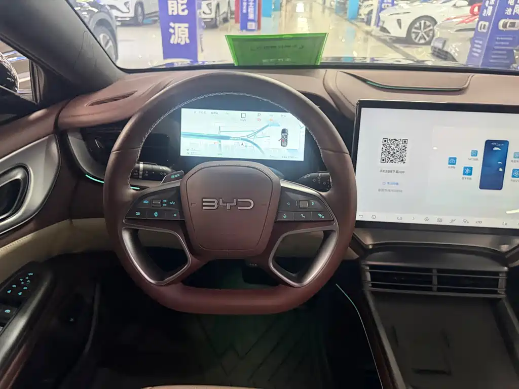 BYD Seal 07 DM-i 2025 — фото 11