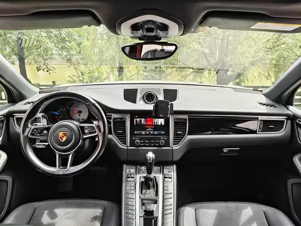 Porsche Macan 2018