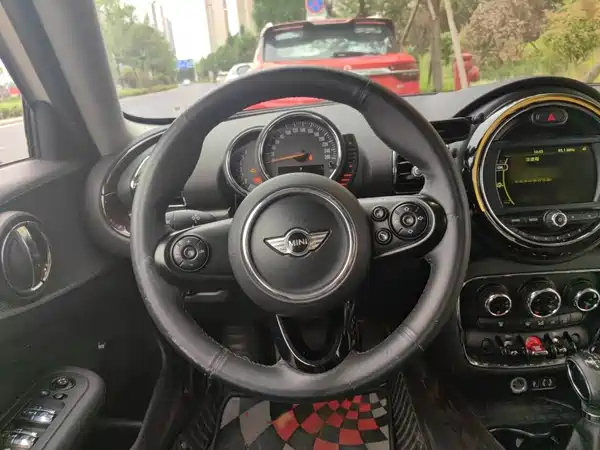 MINI Clubman 2017