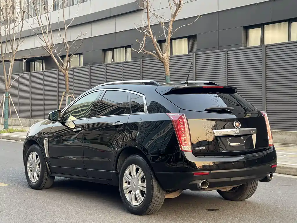 Cadillac SRX 2014 — фото 5