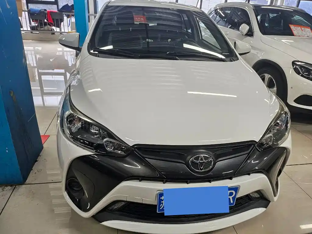 Toyota Yaris L 2020