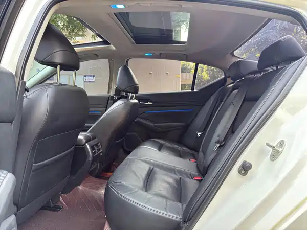 Nissan Teana 2021