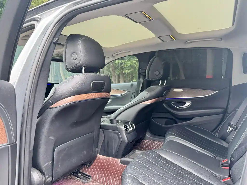 Mercedes-Benz E-Class 2017
