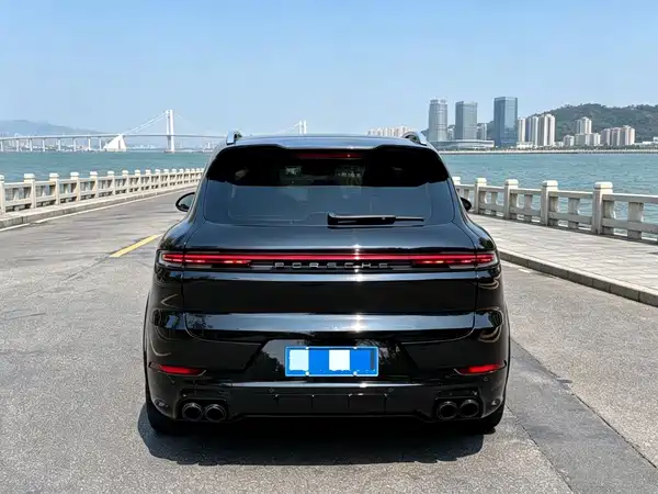 Porsche Cayenne 2013