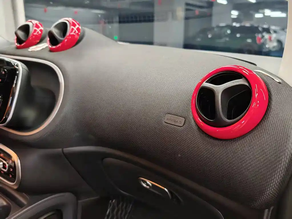 smart fortwo 2016 — фото 28