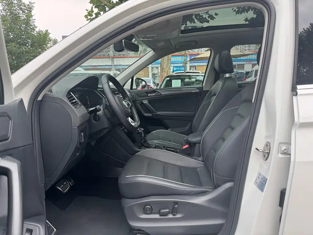 Volkswagen Tiguan L 2019