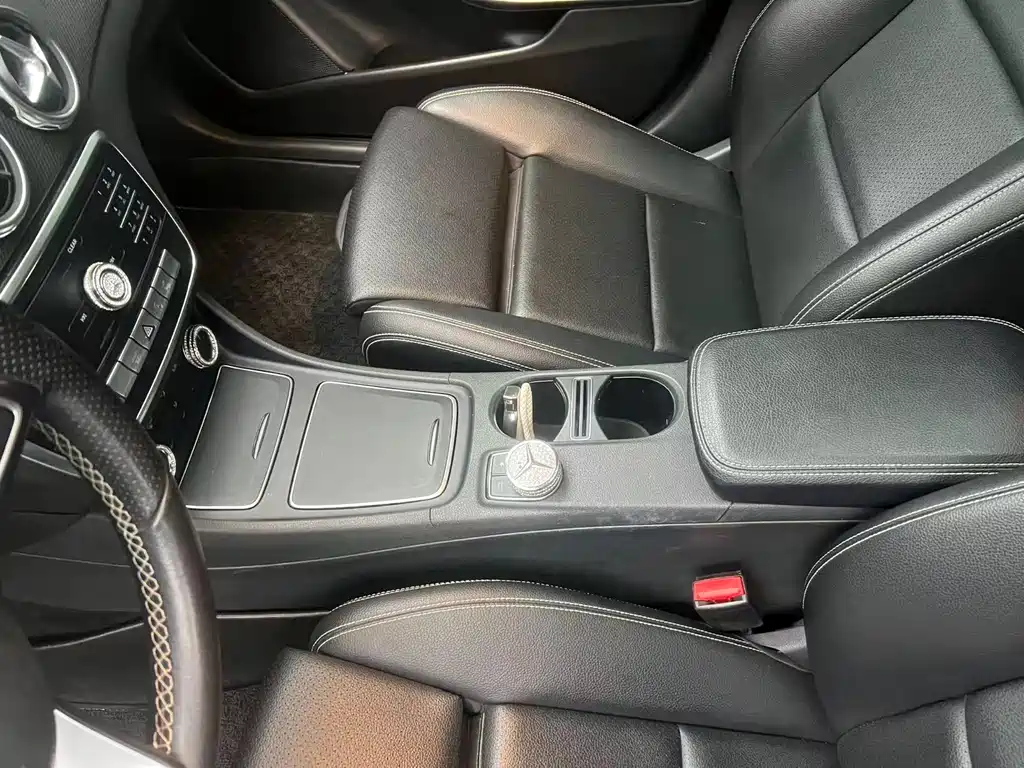 Mercedes-Benz GLA 2019 — фото 12