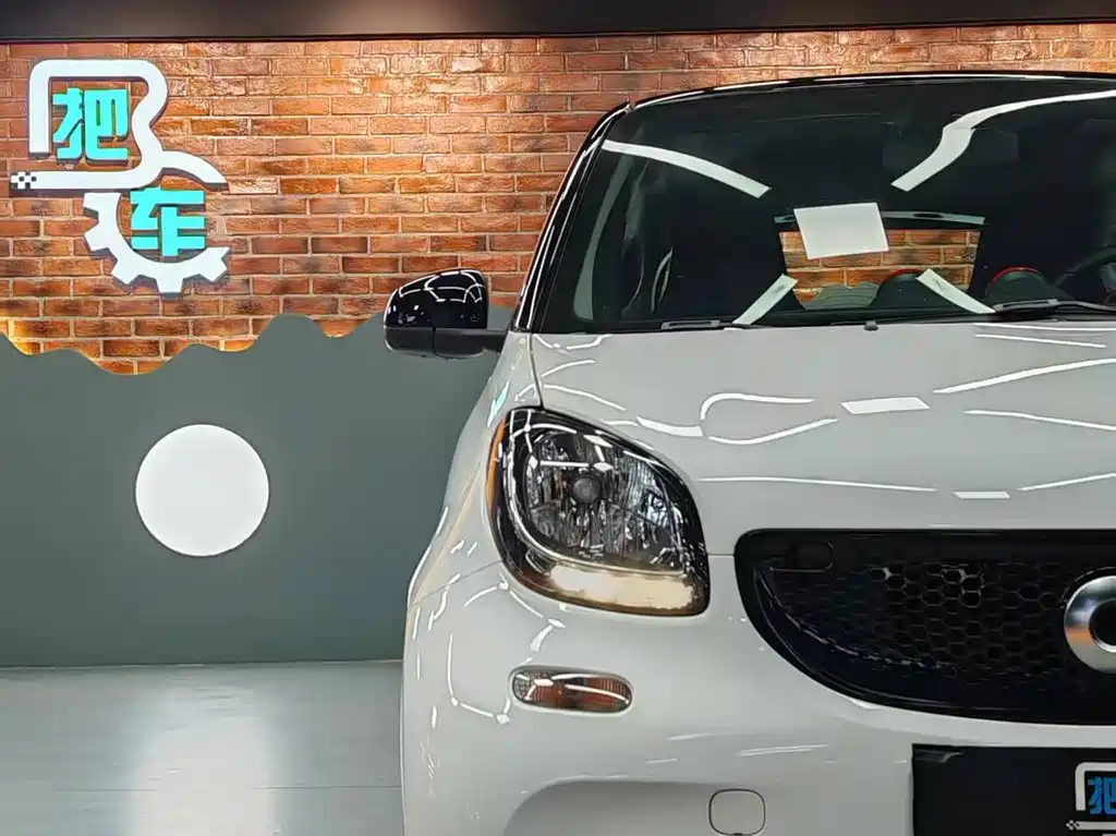 smart fortwo 2016 — фото 7