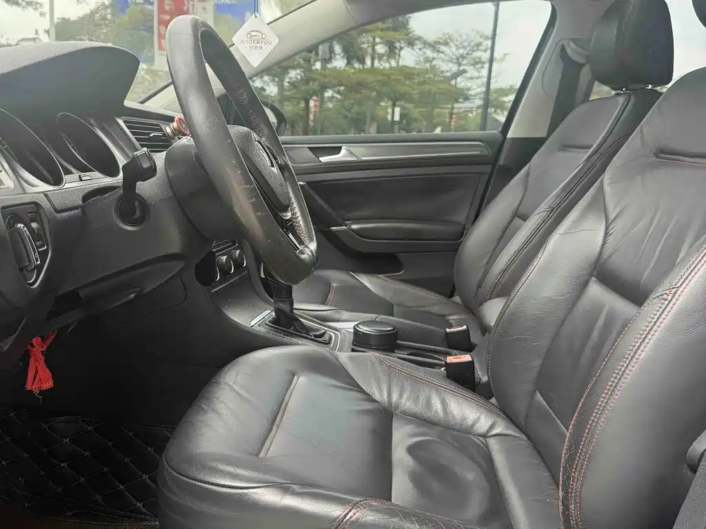 Volkswagen Golf 2014