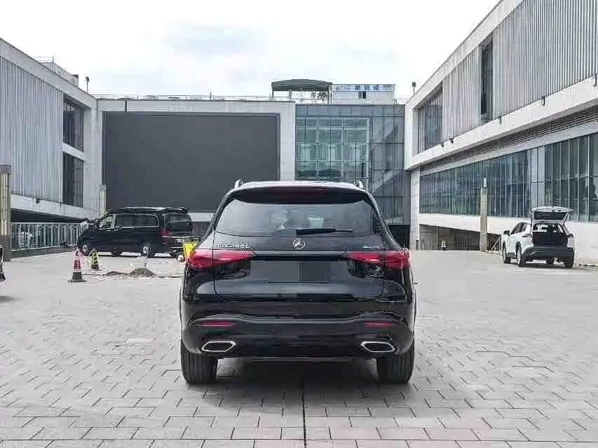 Mercedes-Benz GLC 2024