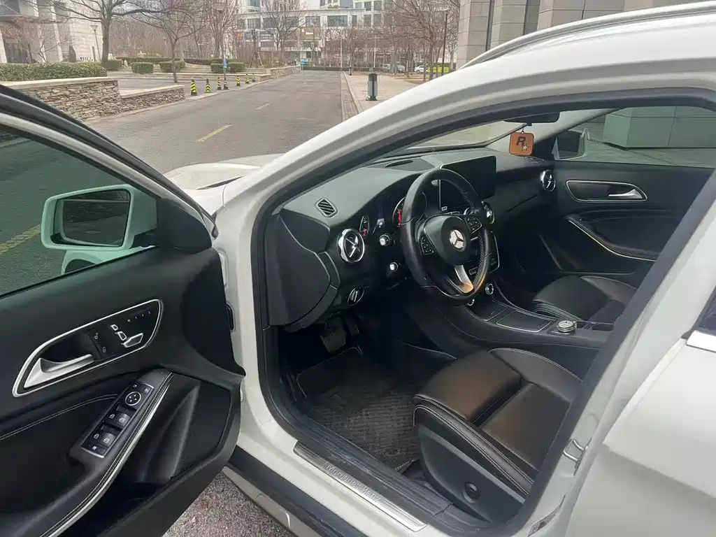 Mercedes-Benz GLA 2019 — фото 9