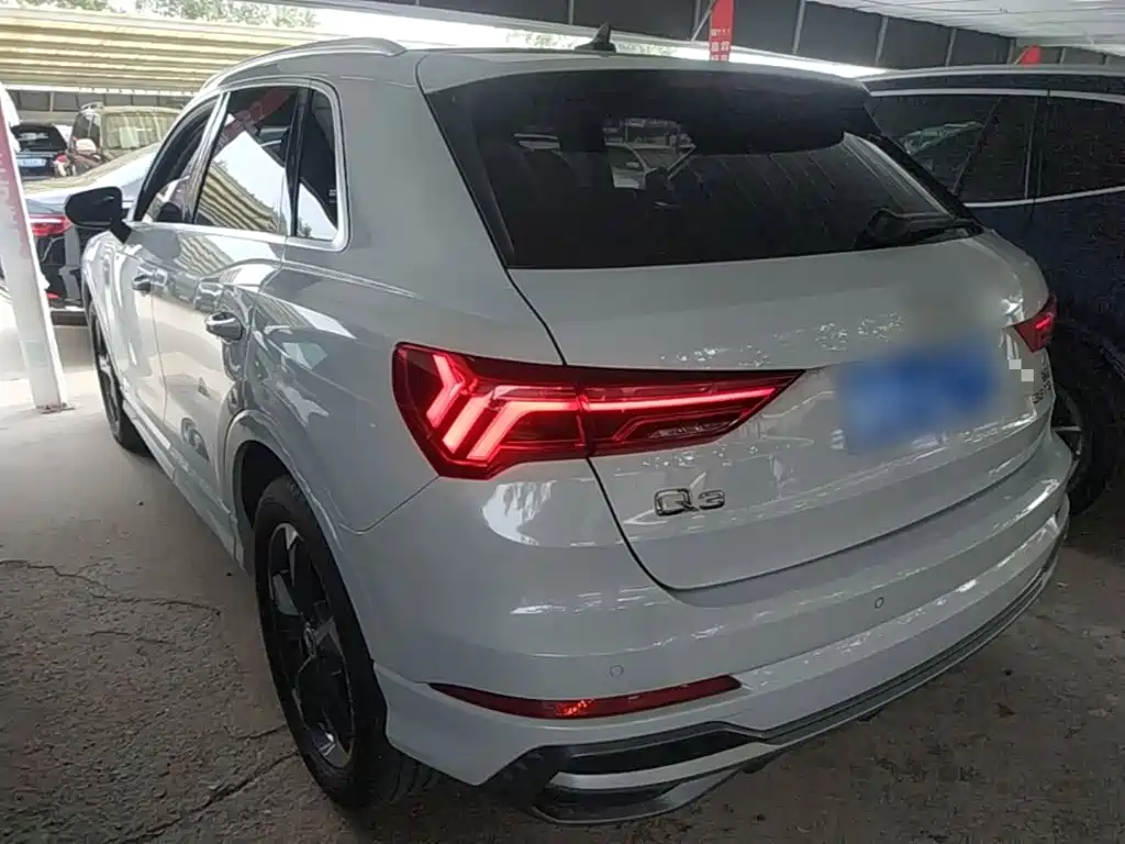 Audi Q3 2021
