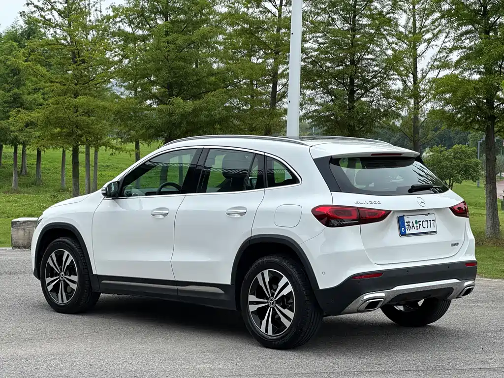 Mercedes-Benz GLA 2020 — фото 11