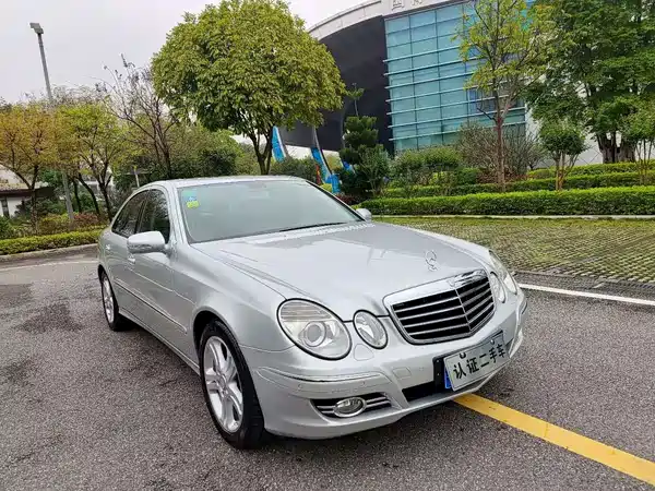 Mercedes-Benz E-Class 2008