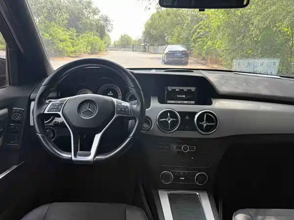 Mercedes-Benz GLK-Class 2015