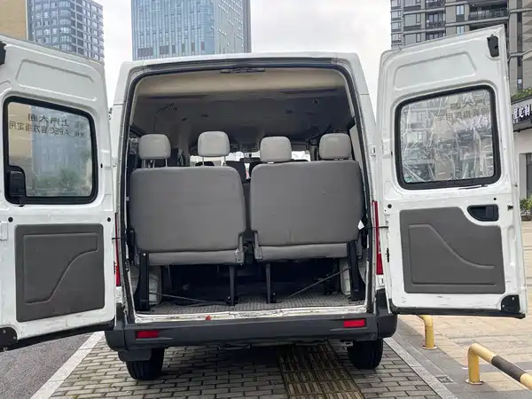 Maxus V80 2016