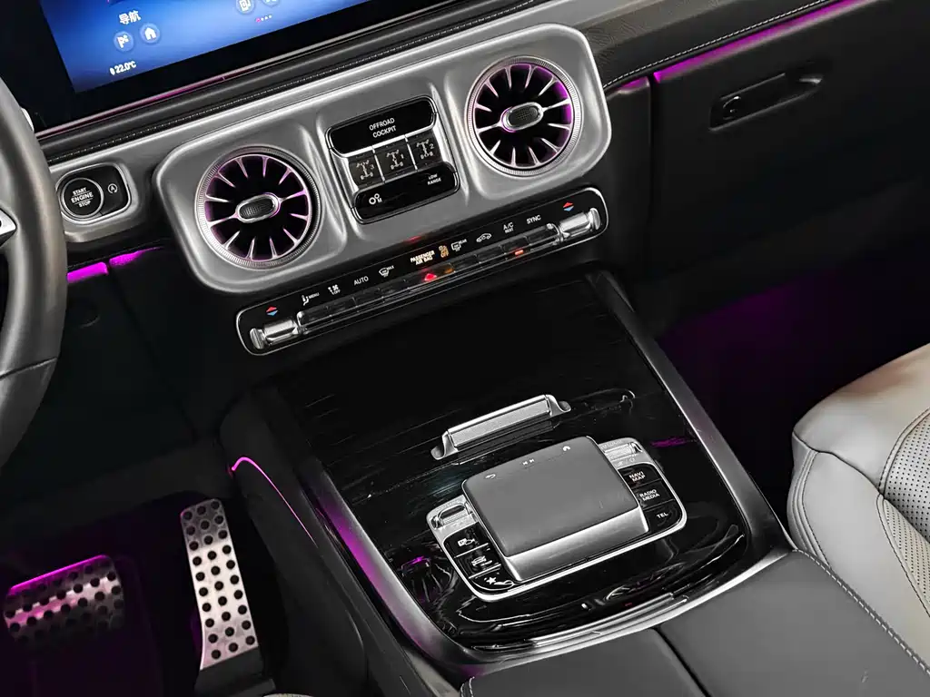 Mercedes-Benz G-Class 2025 — фото 11