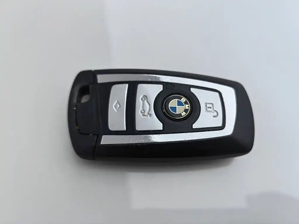 BMW 5 Series 2014 — фото 19