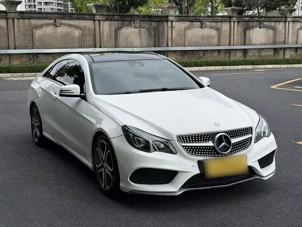 Mercedes-Benz E-Class 2016 — фото 22