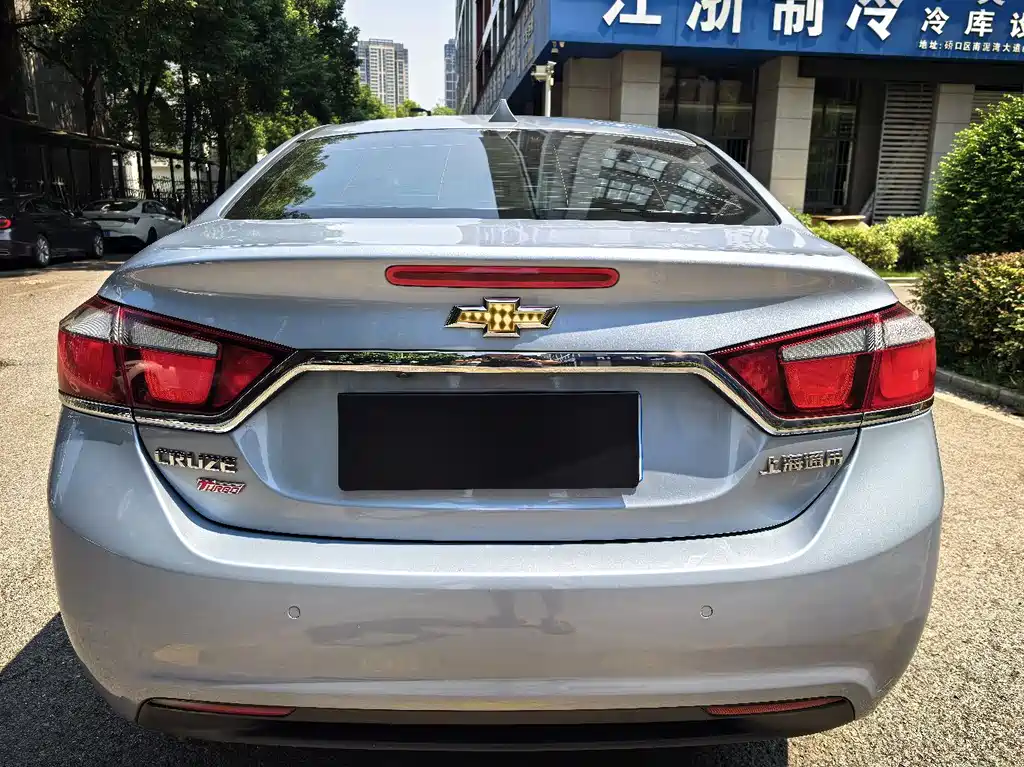 Chevrolet Cruze 2015 — фото 20