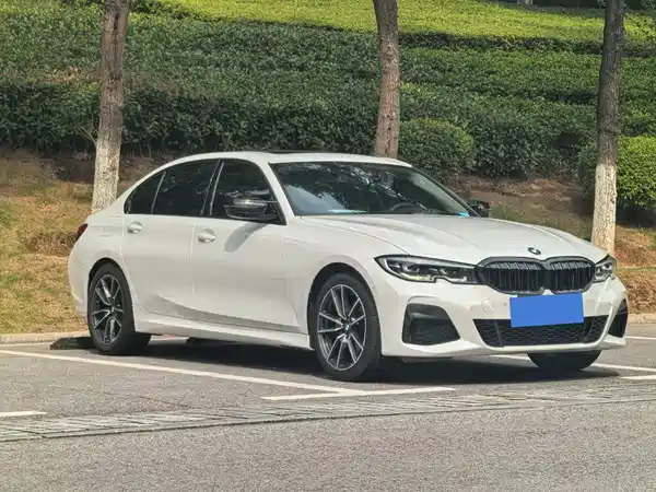 BMW 3 Series 2021
