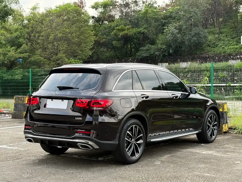 Mercedes-Benz GLC 2021 — фото 15