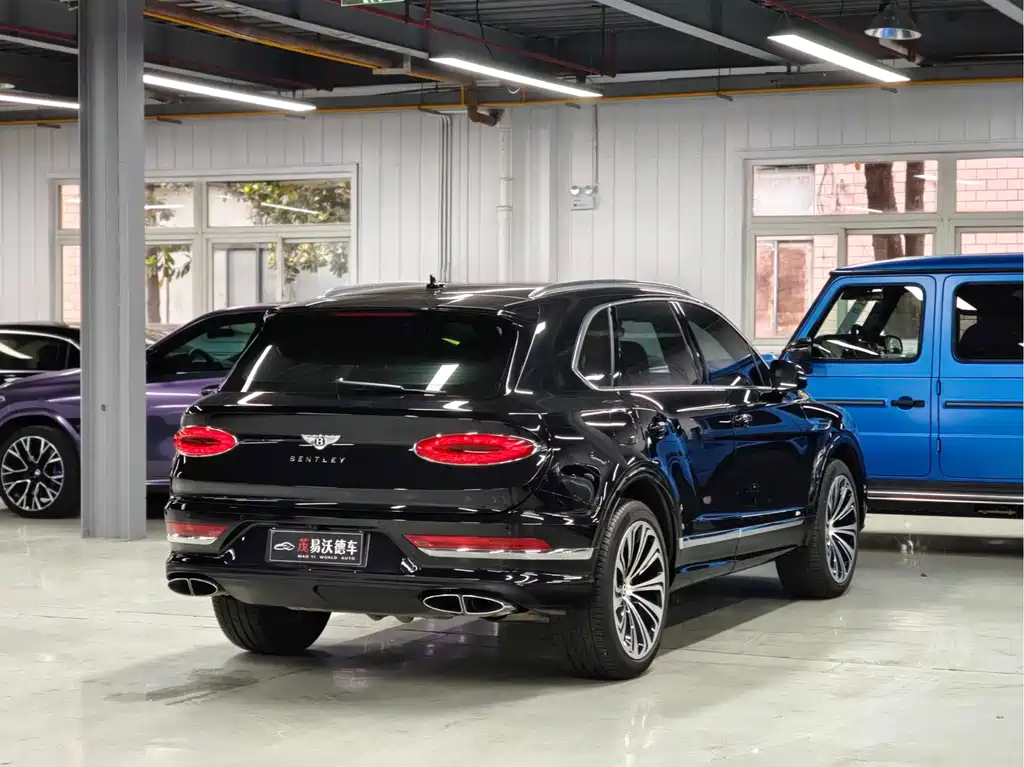 Bentley Bentayga 2022