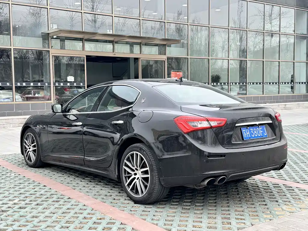 Maserati Ghibli 2015 — фото 4