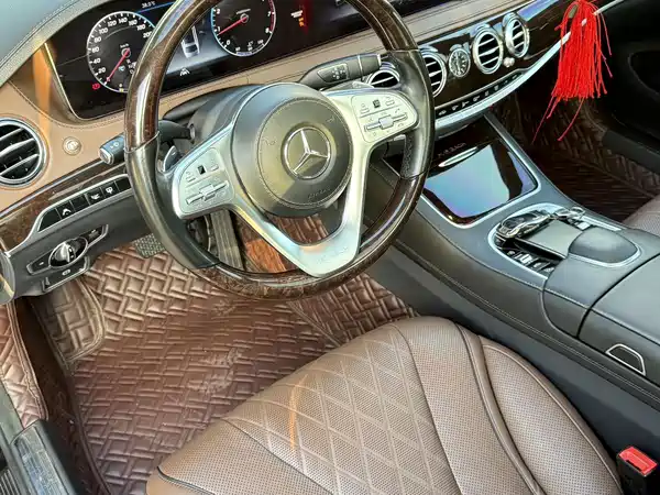 Mercedes-Benz Maybach S-Class 2020