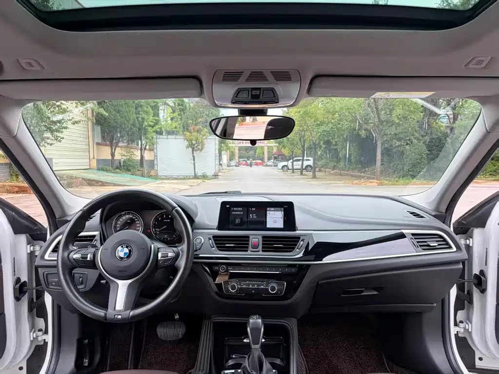 BMW 1 Series 2019