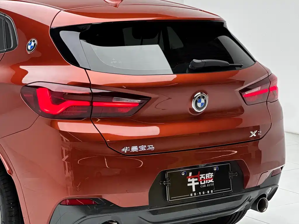 BMW X2 2022 — фото 12