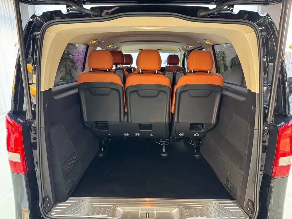 Mercedes-Benz Vito 2023 — фото 19
