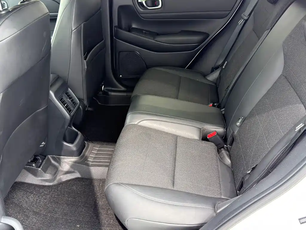 Honda Vezel 2023 — фото 15