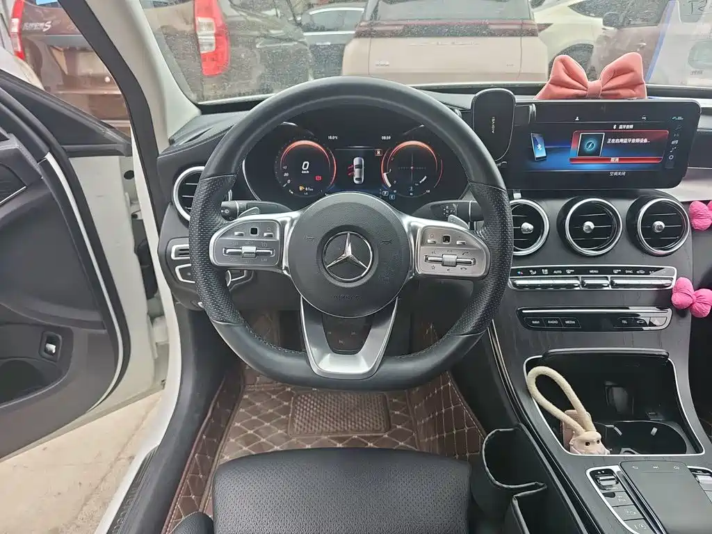 Mercedes-Benz C-Class 2020