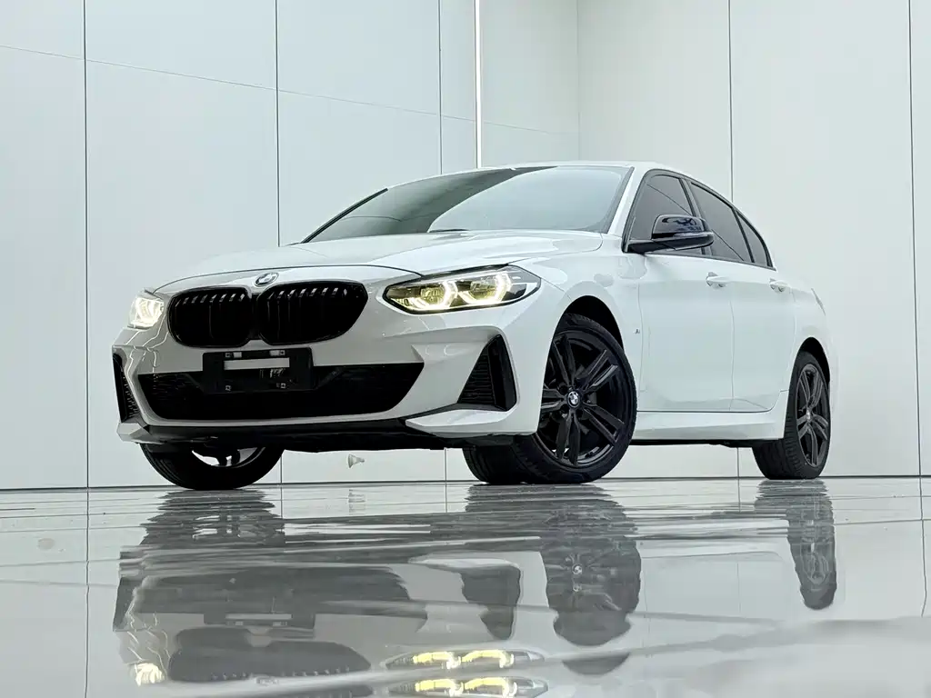 BMW 1 Series 2022