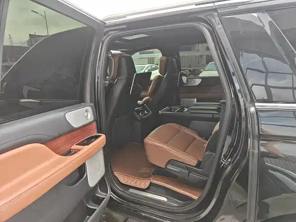Lincoln Navigator 2019