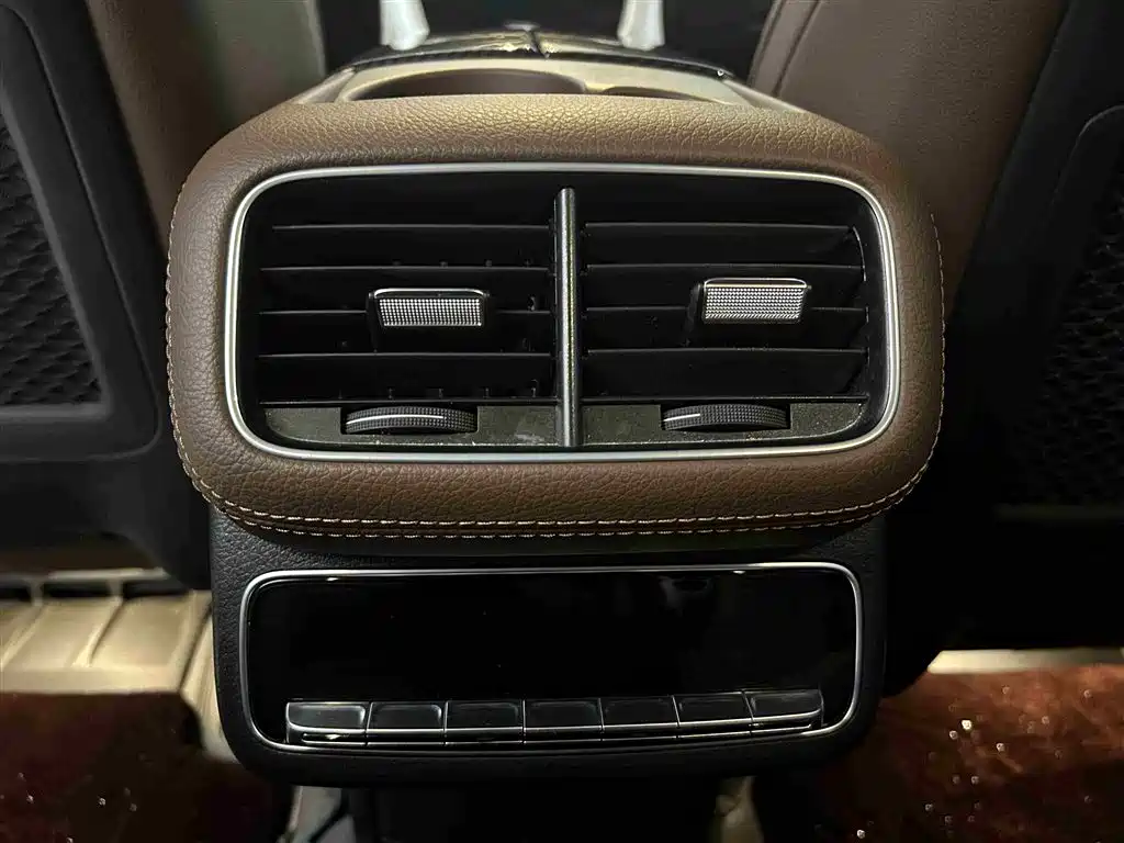 Mercedes-Benz GLS 2024 — фото 17