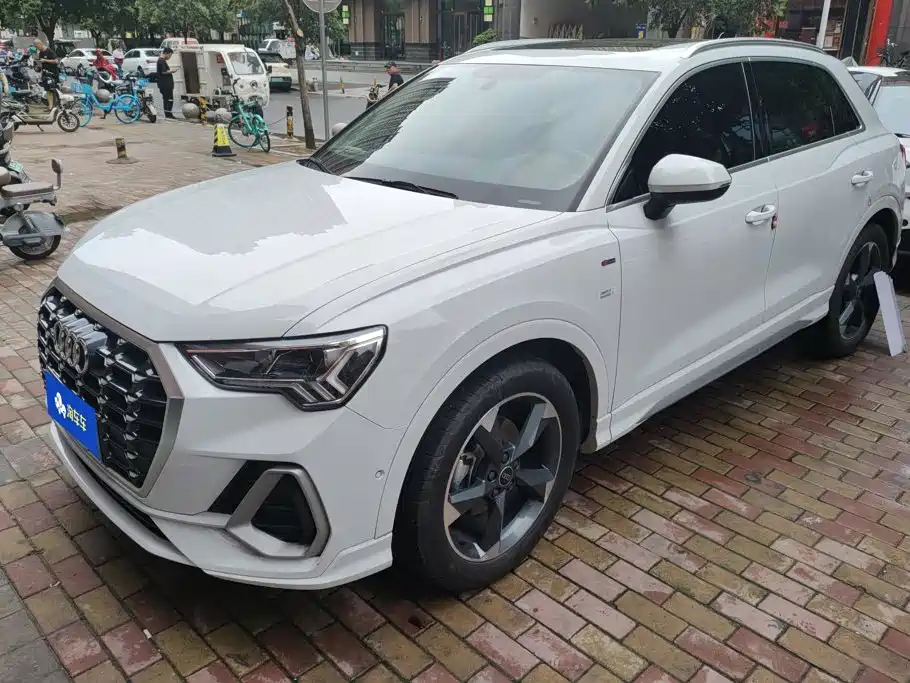 Audi Q3 2022