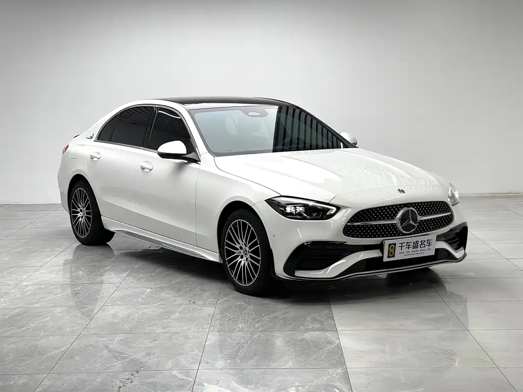 Mercedes-Benz C-Class 2024