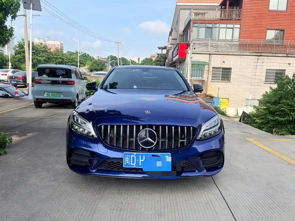 Mercedes-Benz C-Class 2020