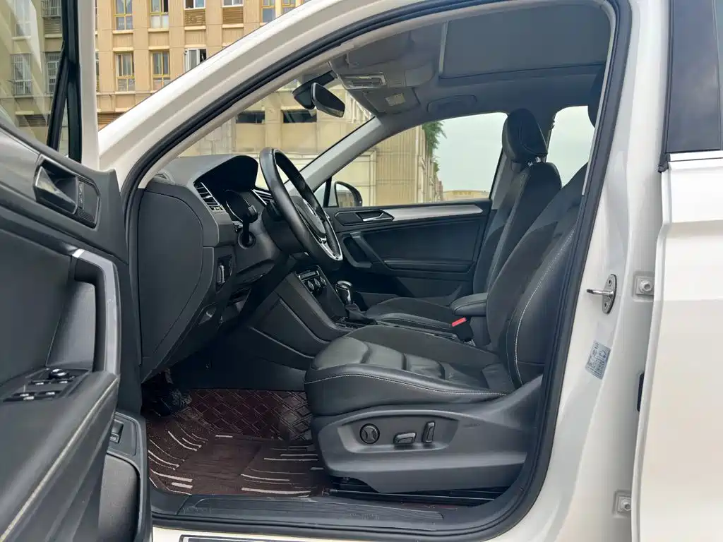 Volkswagen Tiguan L 2020