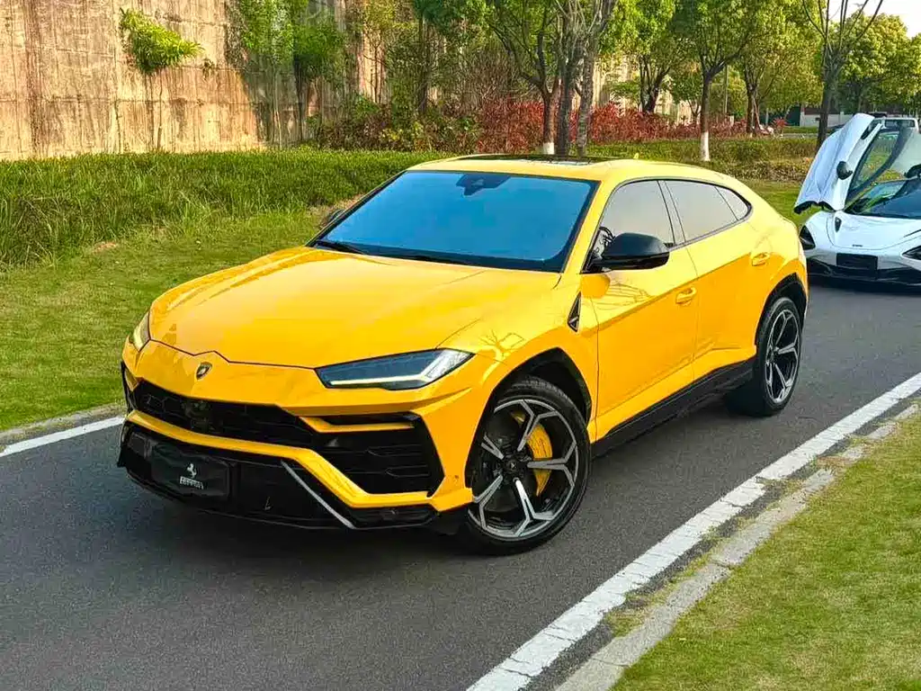 Lamborghini Urus 2022