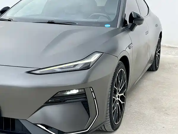 Geely Galaxy E8 2024