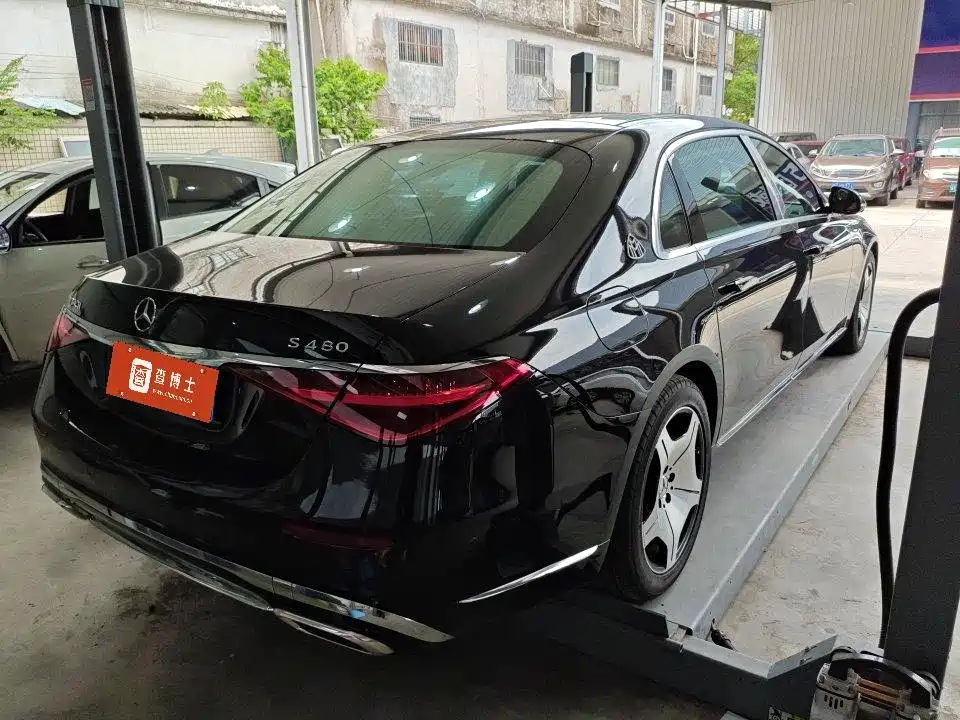 Mercedes-Benz Maybach S-Class 2021
