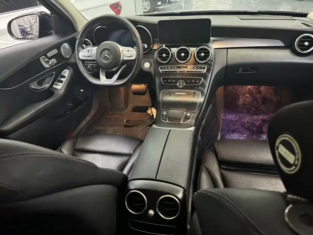 Mercedes-Benz C-Class 2021